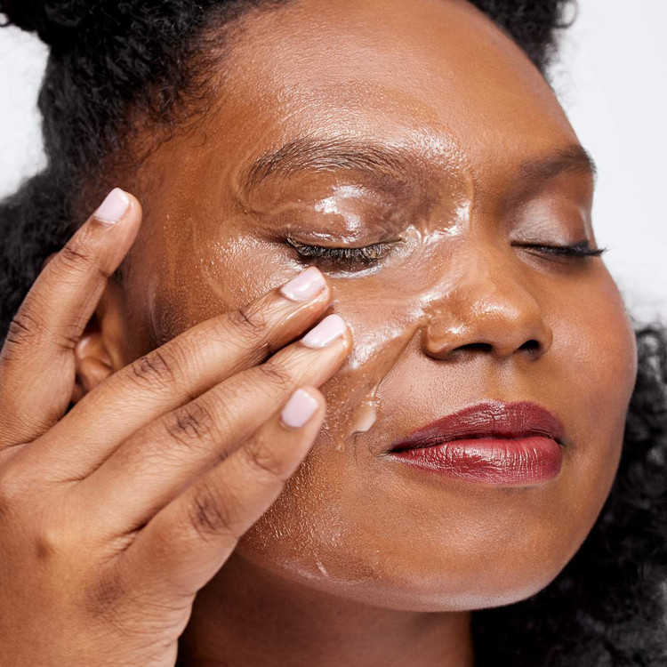 بالم آرایش پاک کن کلینیک