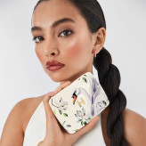 Hourglass Swan Palette